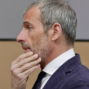 Progetto CMR, studio för integrerad projektering från Milano — formgivare av skrivbordet Elite och fåtöljen Lead från Las Mobili
