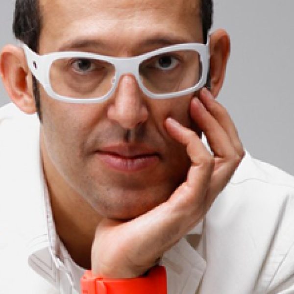 Karim Rashid, formgivare för Georg Jensen och för skrivbordet Zero