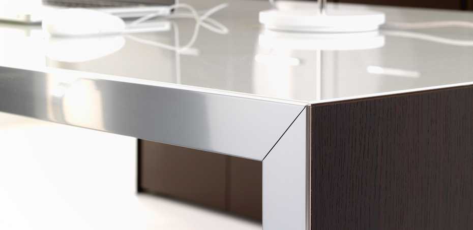 Skrivbord Design Wing av IVM Skrivbord Design Wing av IVM