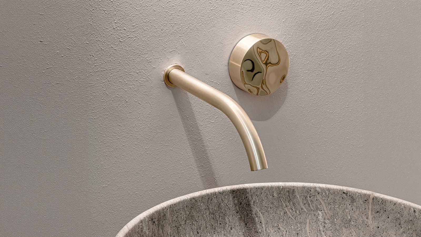 Designblandare Allure från CEA Design med polerat grepp