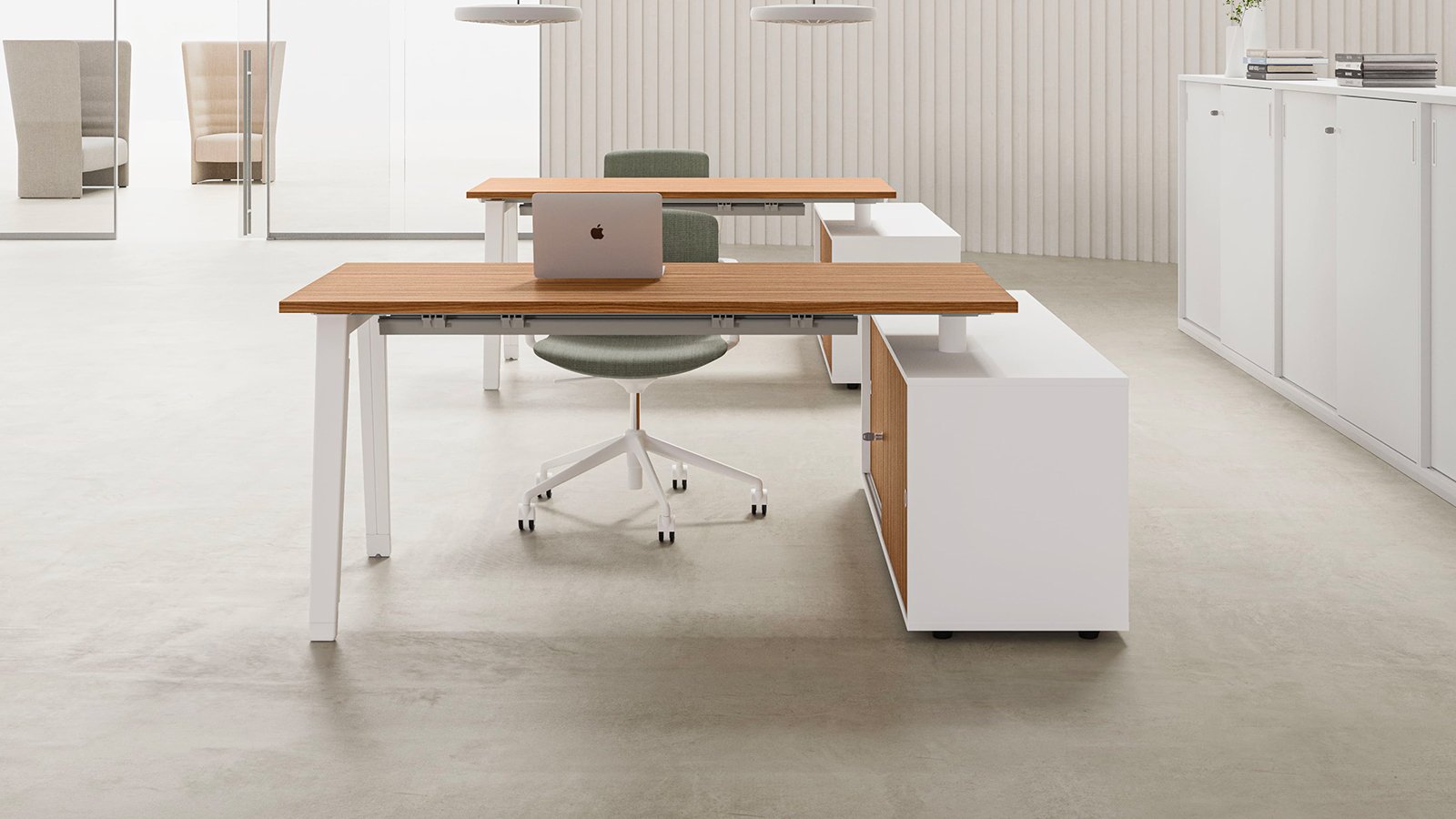 Arbetsplats E-Place från DVO Office på vitt A-stativ