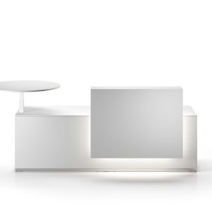 Glaskeramisk hylla med 45 graders fas på Lux