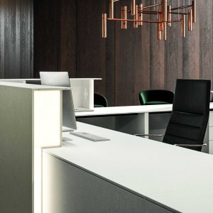 Lux hyllor i vitt tryckt glas
