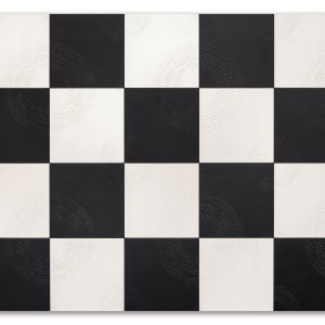 Chymia White och Black lagda sida vid sida