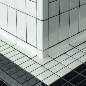 Badkar klätt med Din-element