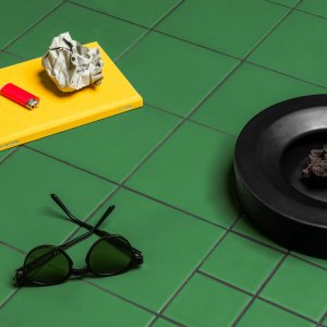 Tredimensionella Din-element som kuber och stavar