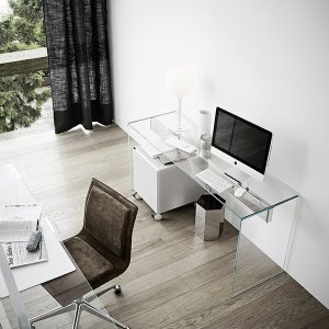 Air Desk 1 vilande på förvaringssystemet Air Unit