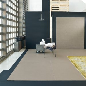 Déchirer-texturen Neutral från Patricia Urquiola