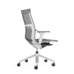 Rad av Una Chair-stolar längs konferensbordet