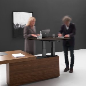 Mötesrum med Kyo bord och sideboards