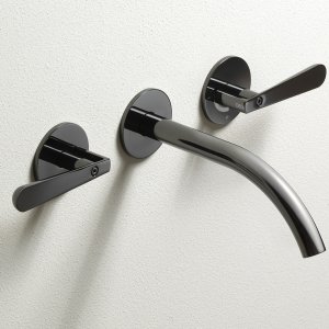 Termostatiskt duschset Lutezia från Cea Design med handdusch och sidengrå slang