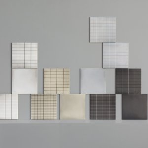Prov paa Aurore Light Green Grid S plattan 20x20