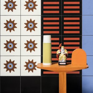 Handritat mönster Stripes av Nathalie Du Pasquier för Mutina