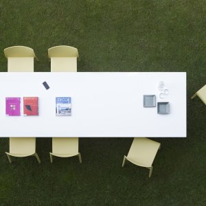 Skiva i gres 6 mm på ett Arki-Table 200×100