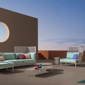 Soffa Buddy Sofa 218 från Pedrali med armstöd