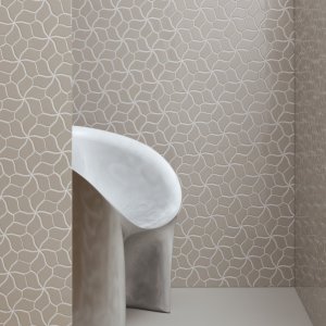 Botanica Grey Glossy med ljusreflexer