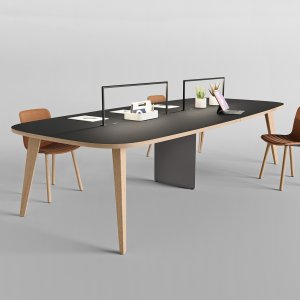 Fenix-skiva med ekkant på ett Pigreco bord