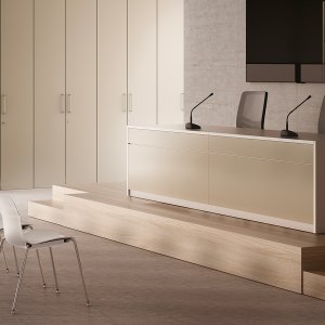 Serviceskåp till Vogue med låsbar dörr och ventilationsgaller